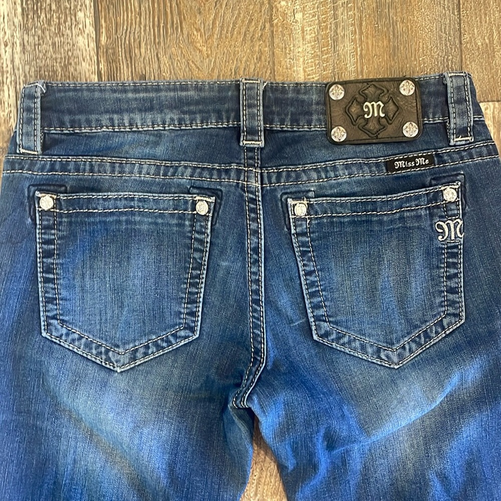 Miss Me size 29 signature cuffed skinny
